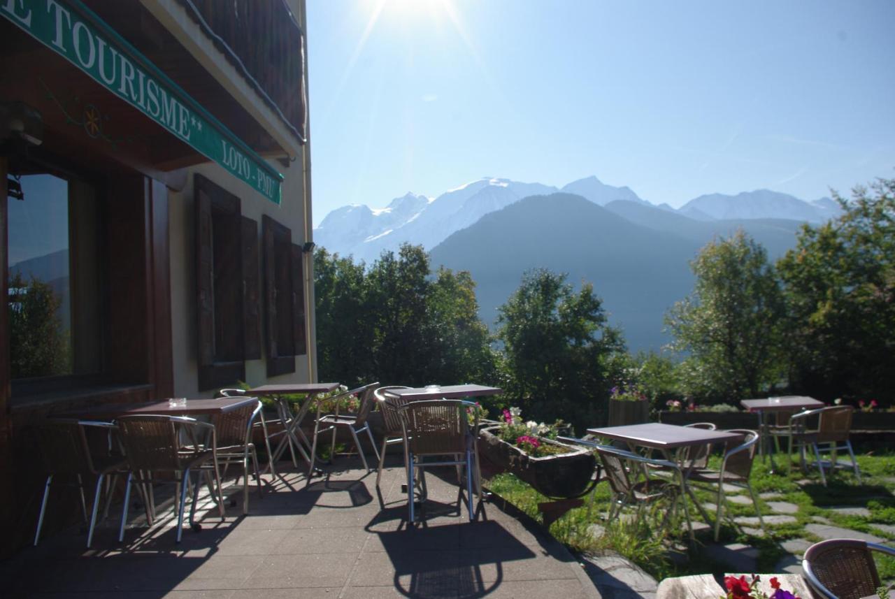 Hotel Le Tourisme Plateau d'Assy Екстер'єр фото