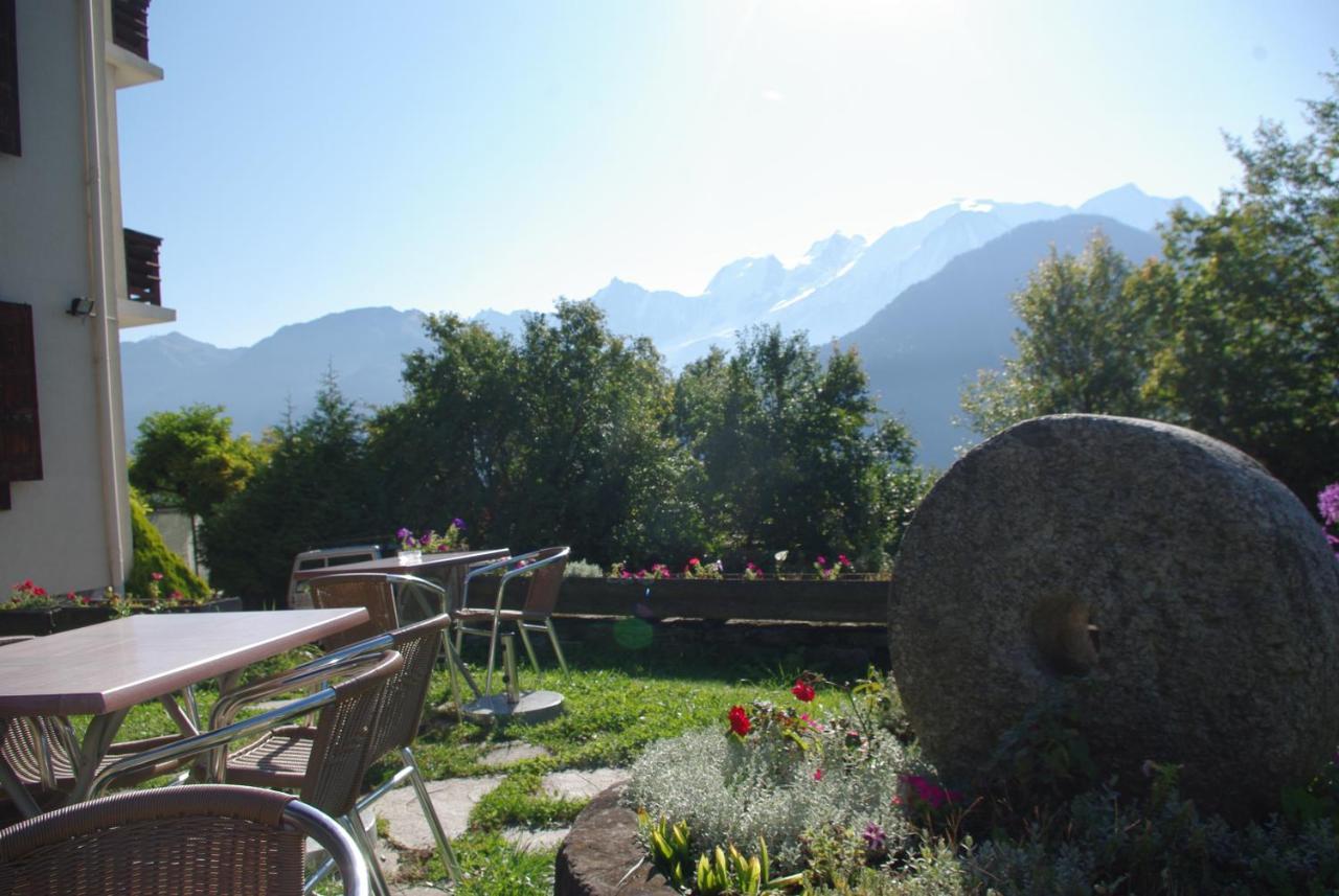 Hotel Le Tourisme Plateau d'Assy Екстер'єр фото