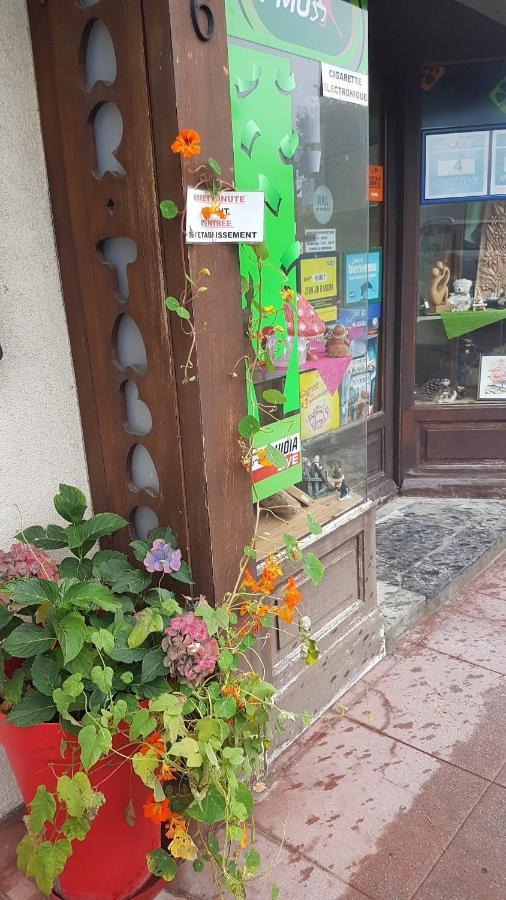 Hotel Le Tourisme Plateau d'Assy Екстер'єр фото