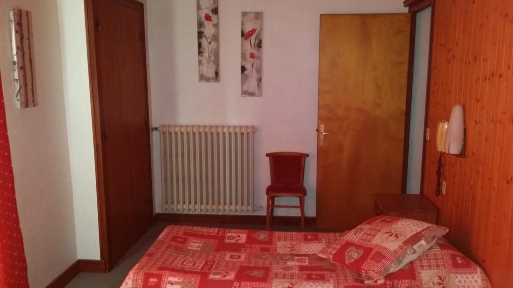 Hotel Le Tourisme Plateau d'Assy Екстер'єр фото