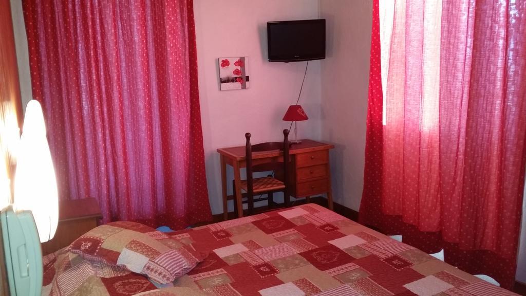 Hotel Le Tourisme Plateau d'Assy Екстер'єр фото